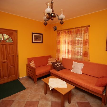 Lonci Apartman Zalakaros Ngoại thất bức ảnh